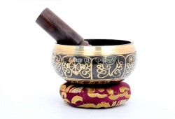 Ashtamangala Painted Singing Bowl – Double Dorje Center – Eyes of Buddha Back