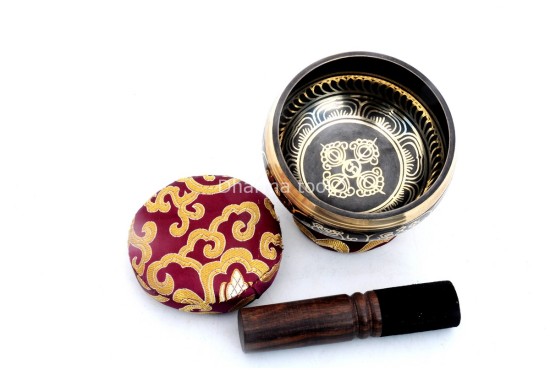 Ashtamangala Painted Singing Bowl – Double Dorje Center – Eyes of Buddha Back