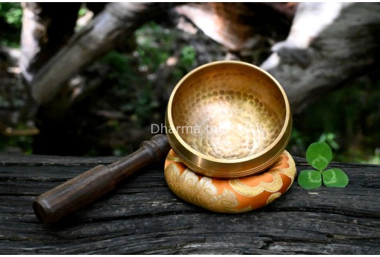 Hand Beaten Singing Bowl – Multiple Sizes