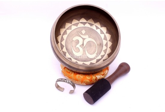 8-Inch Diameter Hindu Om Etched Hand-Casted Singing Bowl