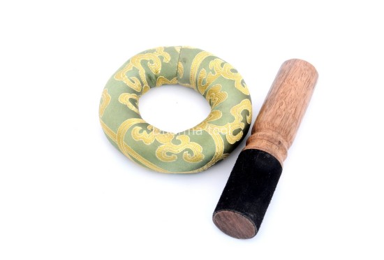 4-Inch Tibetan Mantra Etched Hand-Casted Singing Bowl – Full Mantra Design