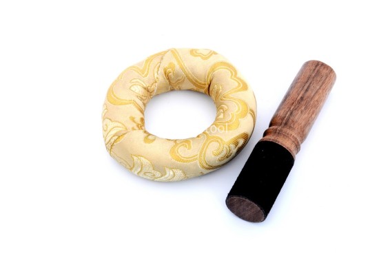 Hand-Casted Lingam Singing Bowl – Plain, Hand-Beaten & Mantra-Carved (3.5" & 4")