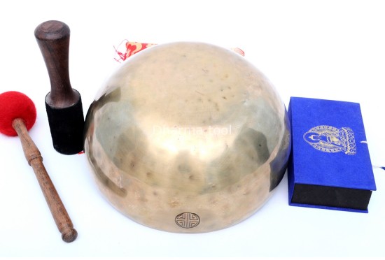 Custom Full Moon Singing Bowl – Gold Finish (DIM) – Hand-Hammered in Nepal