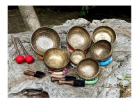 Professionally Tuned Tibetan Singing Bowl Set – 7 Chakra (Mantra Etched Edition)
