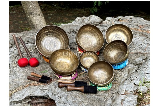 Professionally Tuned Tibetan Singing Bowl Set – 7 Chakra (Mantra Etched Edition)