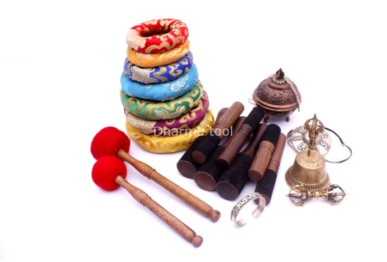 Professionally Tuned Tibetan Singing Bowl Set – 7 Chakra Bowls