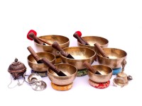 Professionally Tuned Tibetan Singing Bowl Set – 7 Chakra Bowls