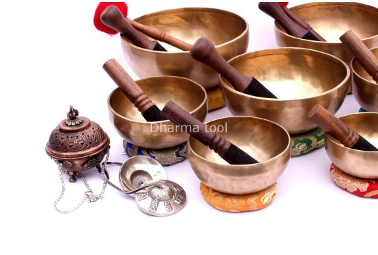 Professionally Tuned Tibetan Singing Bowl Set – 7 Chakra Bowls