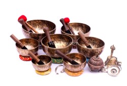 Professionally Tuned Tibetan Singing Bowl Set – 7 Chakra – Old Finish