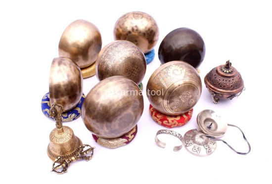 Handmade Tuned Singing Bowl Set – 7 Chakra Healing