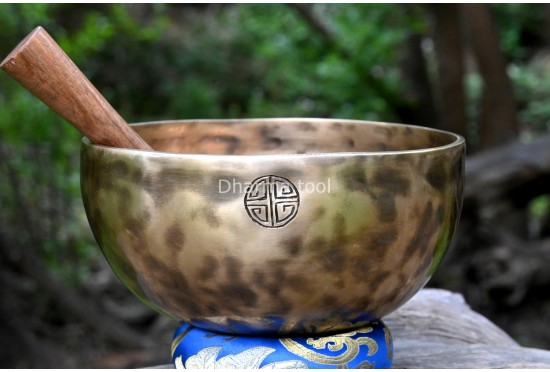 6-Inch Diameter Full Moon Singing Bowl – Handmade in Nepal