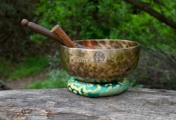 7-Inch Diameter Full Moon Singing Bowl – Handmade in Nepal