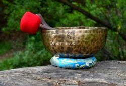 8-Inch Diameter Full Moon Singing Bowl – Handmade in Nepal