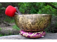 9-Inch Diameter Full Moon Singing Bowl – Handmade in Nepal