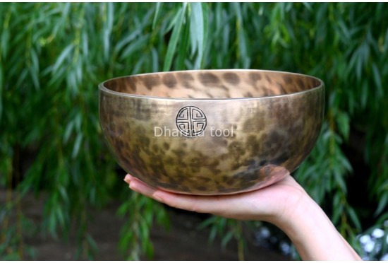 10-Inch Diameter Full Moon Singing Bowl – Hand-Hammered Tibetan Sound Healing Bowl from Nepal