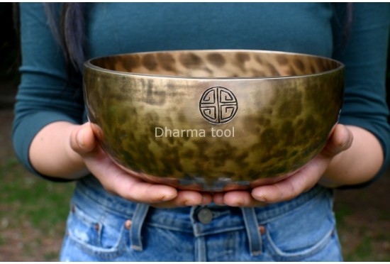 10-Inch Diameter Full Moon Singing Bowl – Hand-Hammered Tibetan Sound Healing Bowl from Nepal