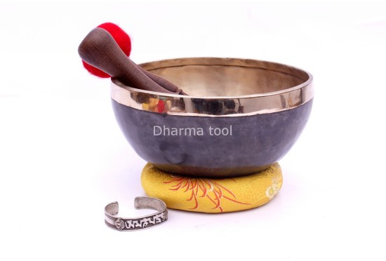 Handmade Tibetan Singing Bowl – Black & Gold Finish – Selectable Note