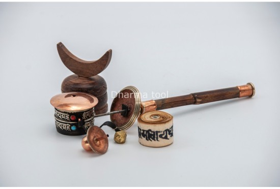 Buddhist Mantra Prayer Wheel – Bamboo Grip