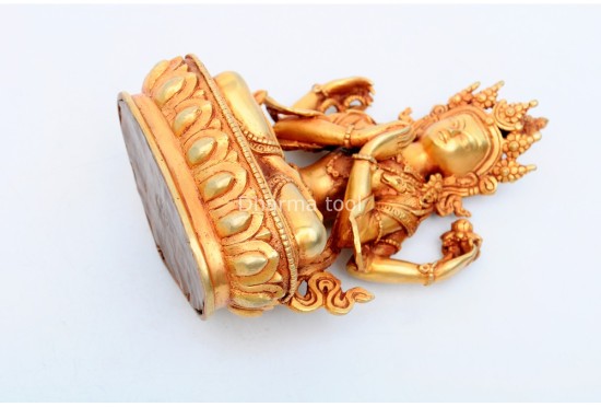 Chenrezig Buddha Statue – Gold Gilded & Hand-Carved