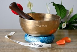 8-Inch Diameter Tibetan Singing Bowl – Handmade in Nepal