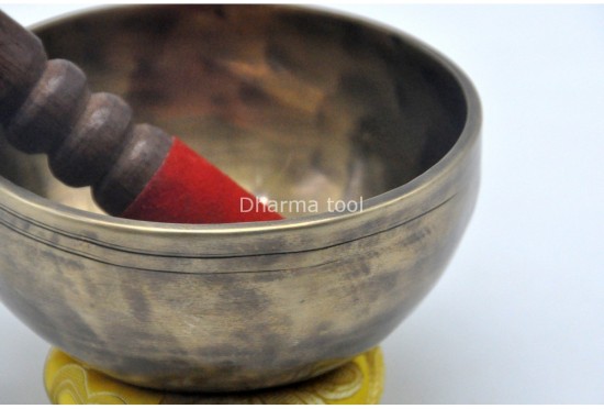 6 Inches Diameter Jhumka Full Moon Singing Bowl