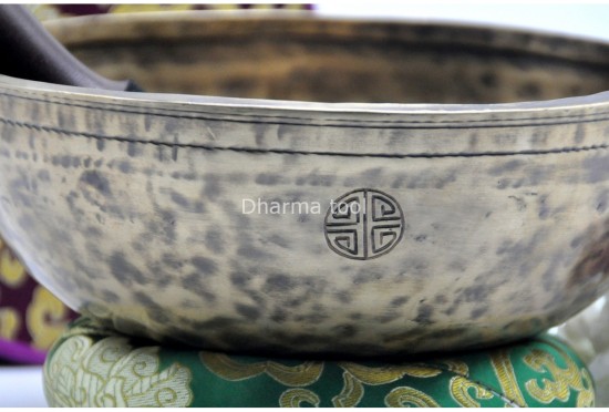 10 Inches Diameter Jhumka Full Moon Singing Bowl – Thick-Walled Bowl for Powerful Healing Sound