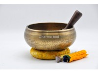 7.5 Inches Diameter Hand Beaten Singing Bowl – Large Himalayan Bowl