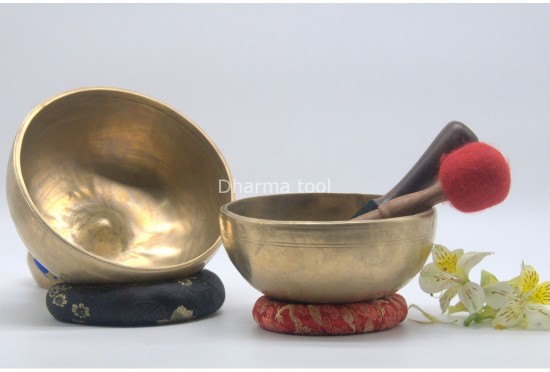 7-Inch Diameter Lingam Singing Bowl – Centering Meditation & Inner-Focus Bowl