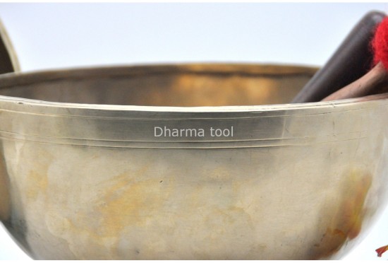 9-Inch Diameter Lingam Singing Bowl – Deep Resonance & Grounded Calm Bowl