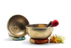 9-Inch Diameter Lingam Singing Bowl – Deep Resonance & Grounded Calm Bowl