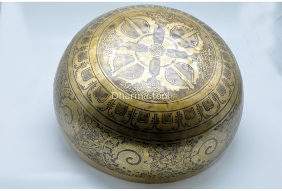 Buddha Foot Engraved Large Tibetan Singing Bowl – Fire & Tibetan Mantra