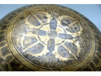 Buddha Foot Engraved Large Tibetan Singing Bowl – Fire & Tibetan Mantra