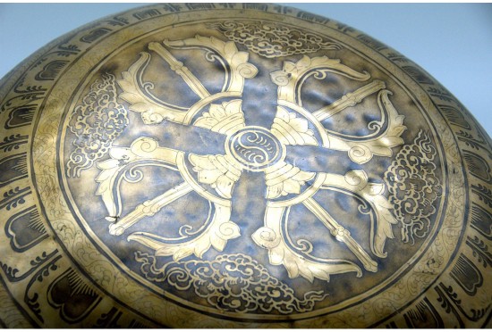 Buddha Foot Engraved Large Tibetan Singing Bowl – Fire & Tibetan Mantra