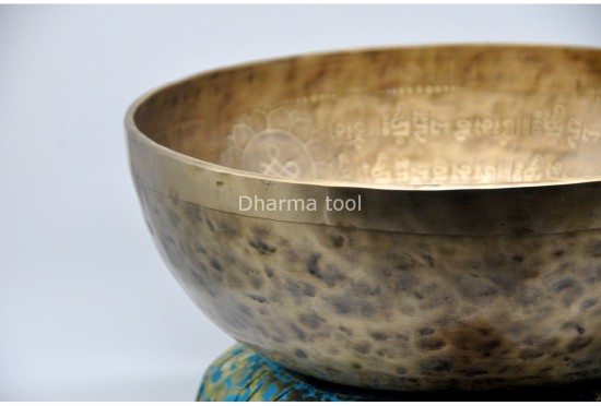 Om Engraved Extra Large Tibetan Singing Bowl – Tibetan Mantra Etched