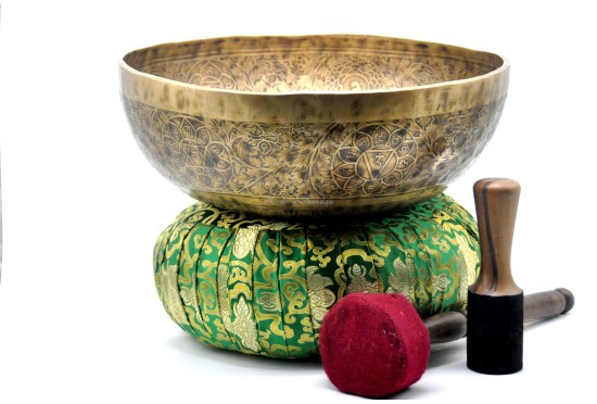 Chakra Yogi Engraved Large Tibetan Singing Bowl – 7 Chakras & Vajra