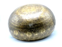 Flower of Life Engraved Large Tibetan Singing Bowl – Sacred Geometry & Mantra