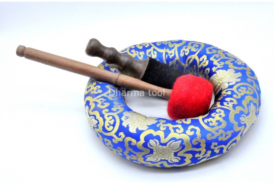 Extra Large Tibetan Singing Bowl – Standing Bowl – Shining Finish