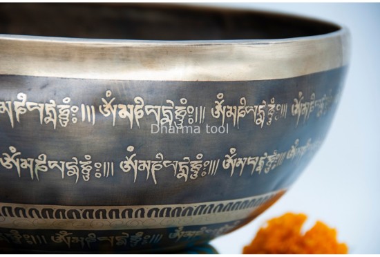 Lotus Flower Tibetan Singing Bowl with Tibetan Mantra & Mantra Mandala