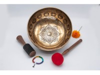 Lotus Flower Tibetan Singing Bowl with Tibetan Mantra & Mantra Mandala