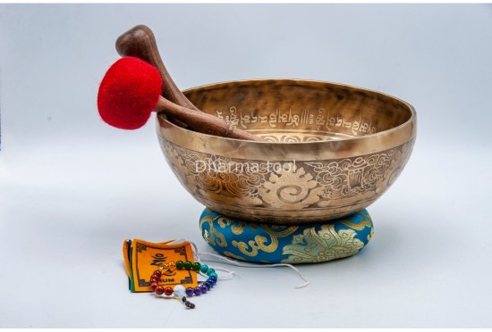 Flower of Life Tibetan Singing Bowl with Ashtamangala & Tibetan Mantra – Multiple Size Options
