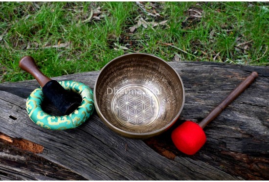 Flower of Life Center – Tibetan Mantra Singing Bowl – Multiple Size Option