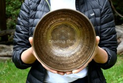 Flower of Life Center – Tibetan Mantra Singing Bowl – Multiple Size Option