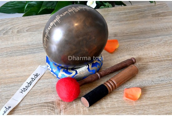 6.5-Inch Diameter Copper Finish Tibetan OM Singing Bowl – Koprebati Type with One-Line Mantra