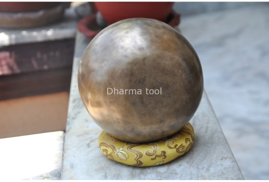 Hindu Om Etched Tibetan Singing Bowl – Natural Finish (Multiple Size Options)