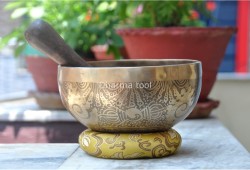 Hindu OM On Lotus & Chakra Symbols Singing Bowl – Multiple Size Options