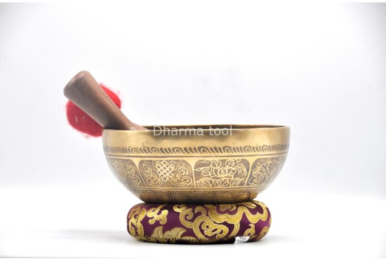 Eight Auspicious Symbols Tibetan Singing Bowl – Lotus & Star Center with Dorje Back Design