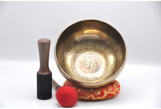 Om Mani Padme Hum Tibetan Singing Bowl with Potala Gate & Buddha Eyes