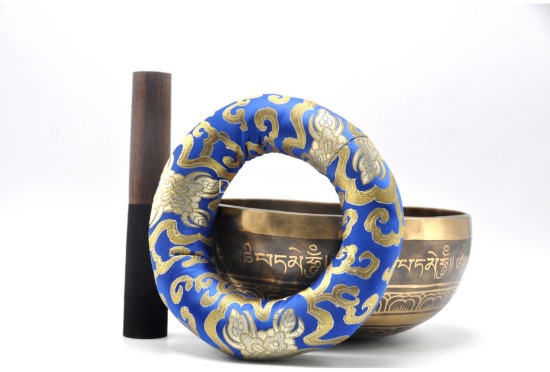 Green Tara Tibetan Singing Bowl with Mantra Engravings & Endless Knot Design