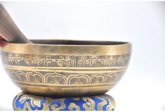 Akshobhya Buddha Tibetan Singing Bowl with Tibetan Mantra & Tibetan Om Design