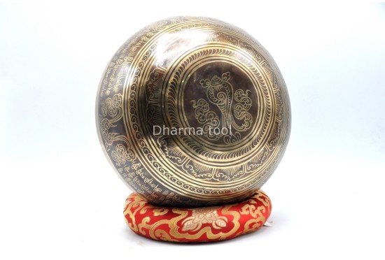 Green Tara Tibetan Singing Bowl with Tibetan Mantra & Sacred Conch Design